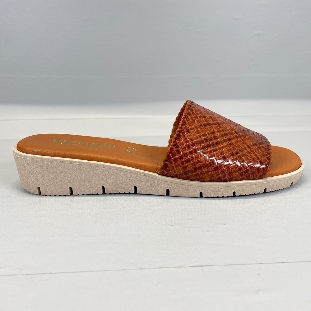 Bertuchi Wedge Sandals Womens Size 39 Brown Woven Leather Slides Slip On Shoes